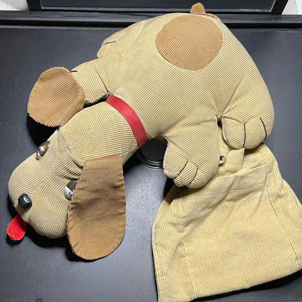 Pound Puppy Arm Chair Remote Holder Vintage 1980’s Corduroy